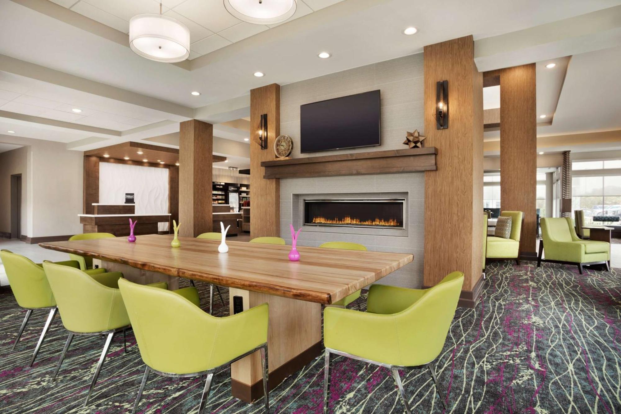 Hilton Garden Inn Houston-Baytown Extérieur photo