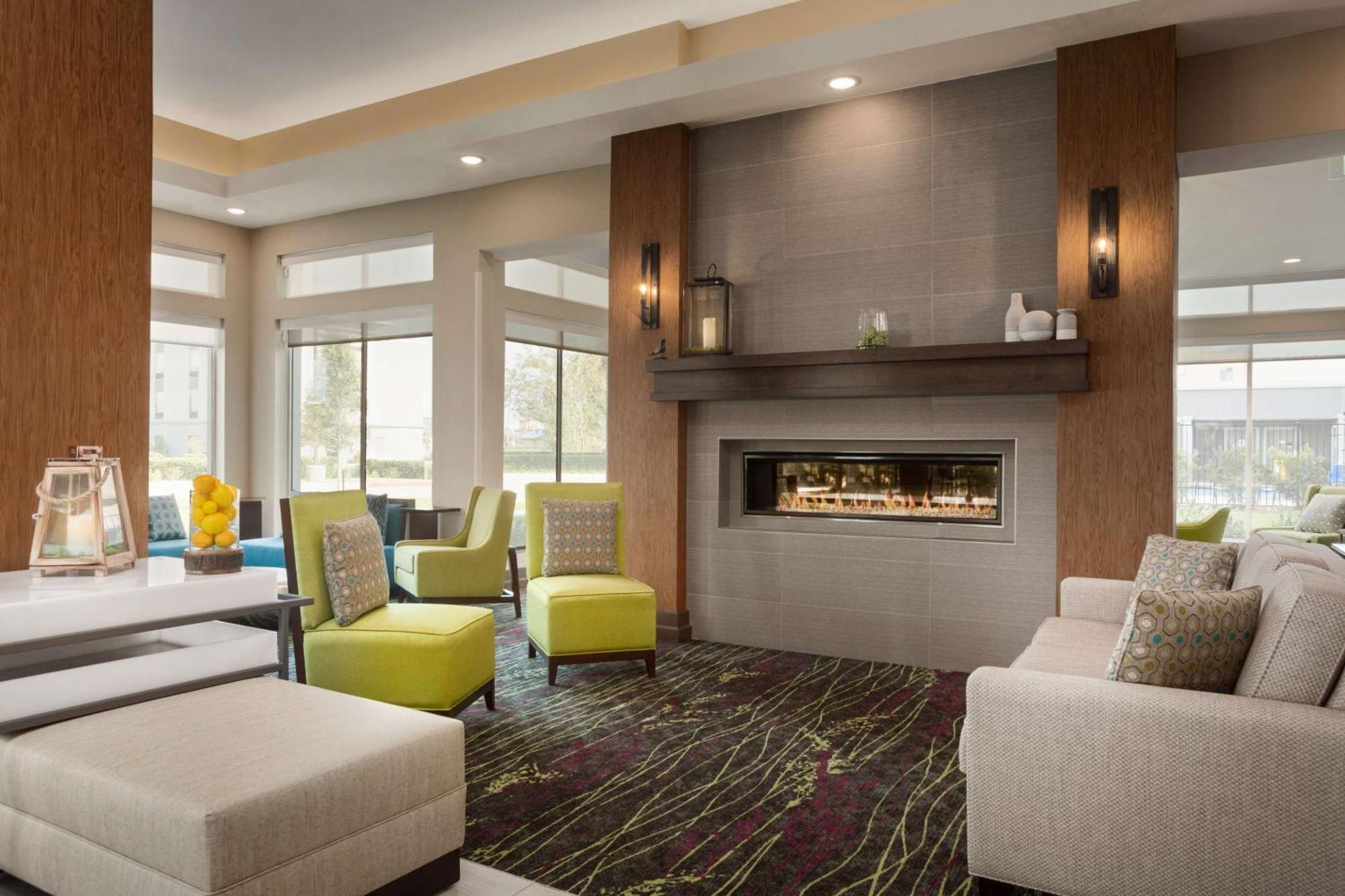 Hilton Garden Inn Houston-Baytown Extérieur photo