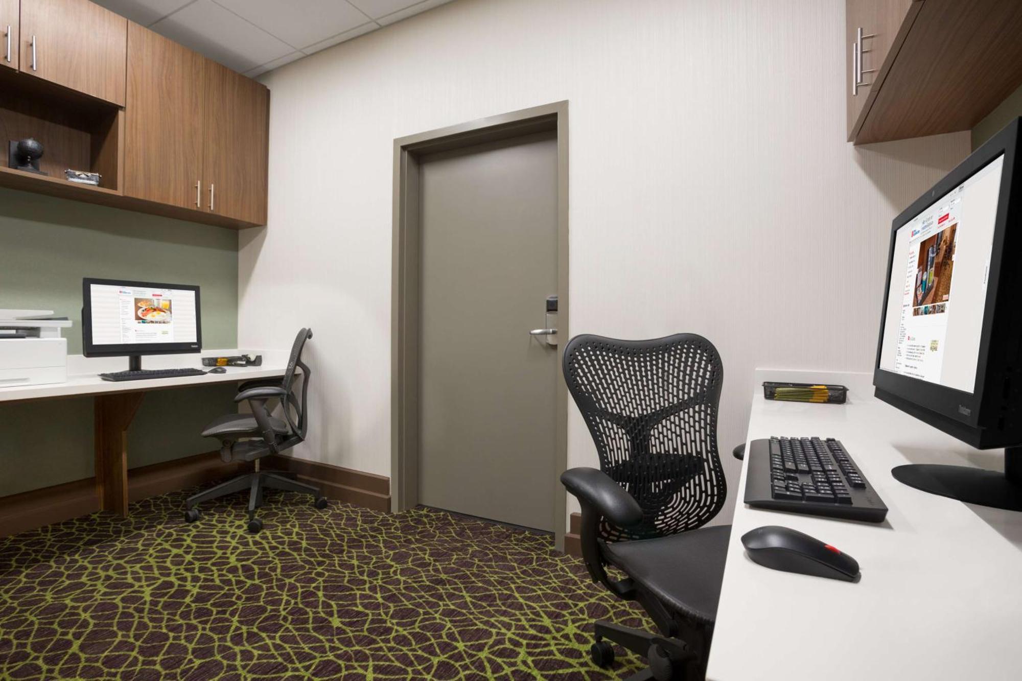 Hilton Garden Inn Houston-Baytown Extérieur photo